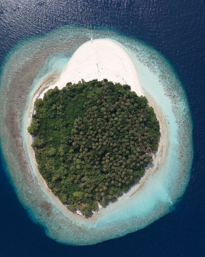 Hulhudhoo Private Island